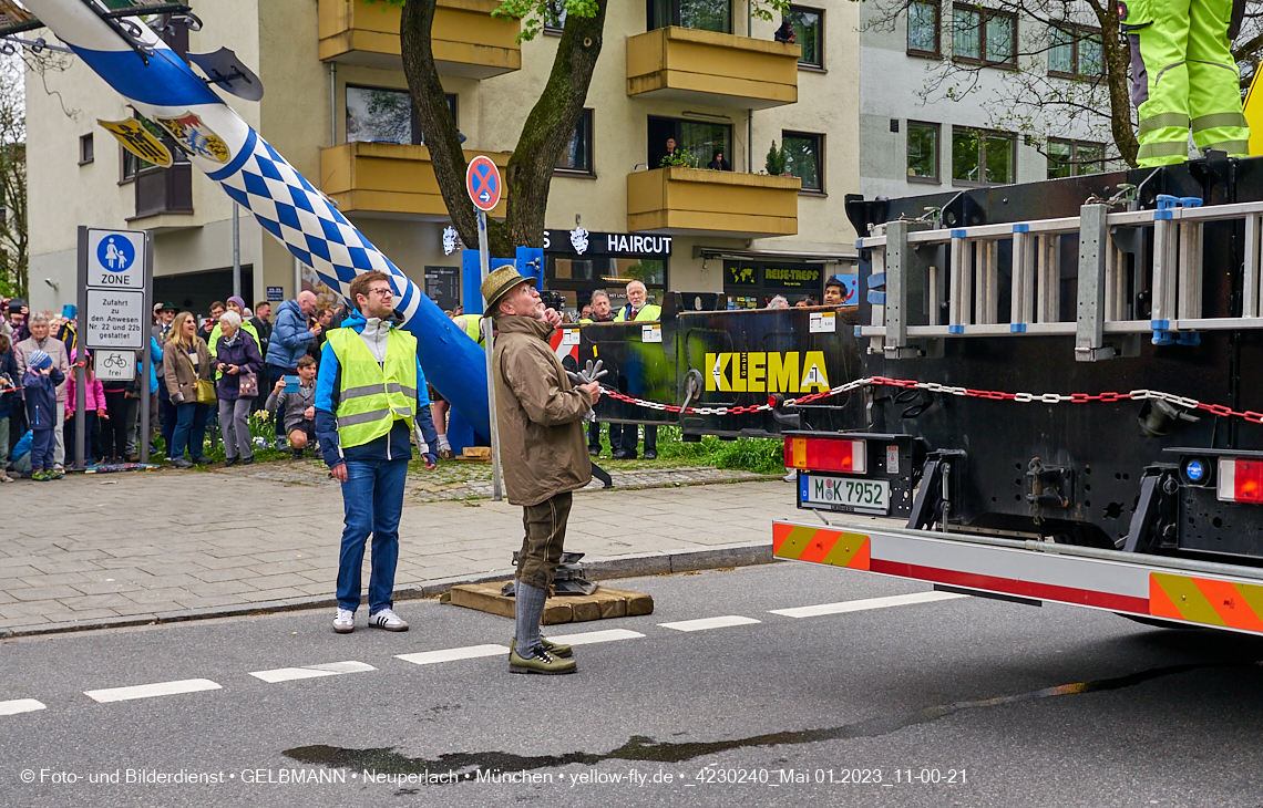 01.05.2023 - Maibaumaufstellung in Berg am Laim